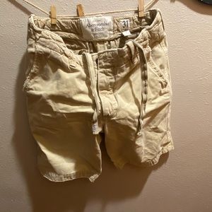 Abercrombie & Fitch Men Shorts Size 31